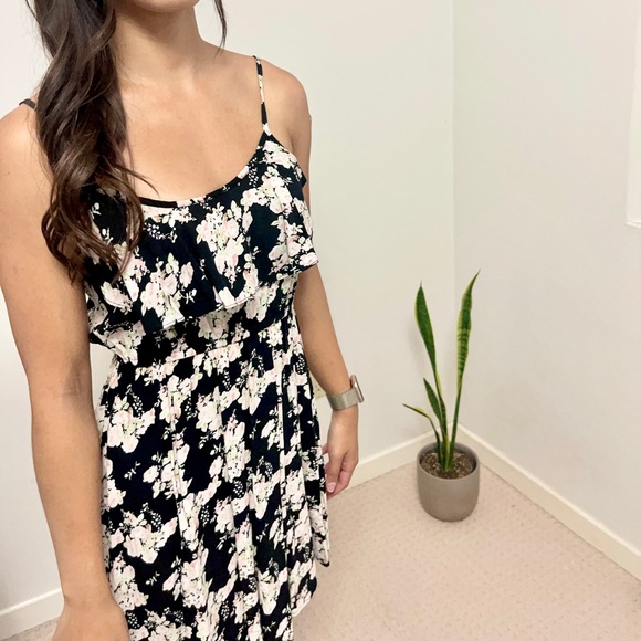 Floral Mini Summer Dress with Adjustable Straps - Picture 3 of 9